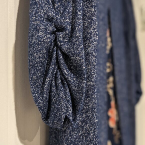 Maternity 3/4 length soft shirt - size medium - Picture 5 of 7